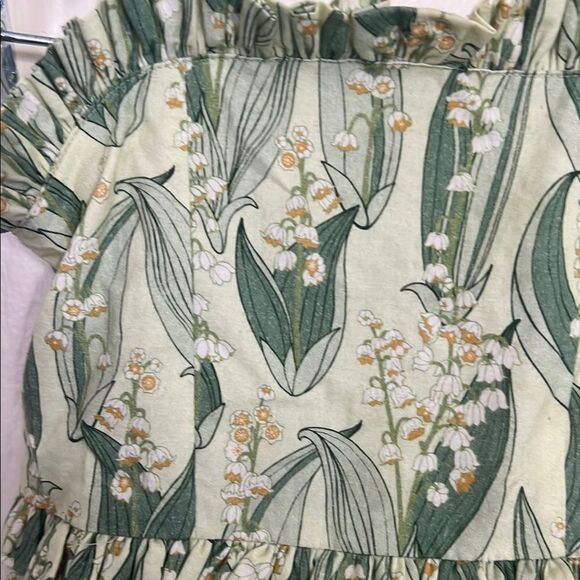 Floral Green Ruffle Dress - Picture 2 of 3